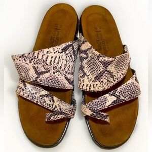 🇮🇱NAOT🇮🇱 SOFT LEATHER SNAKE SKIN TOE-LOOP SLIDE-ON FLAT SANDALS EUC🐍